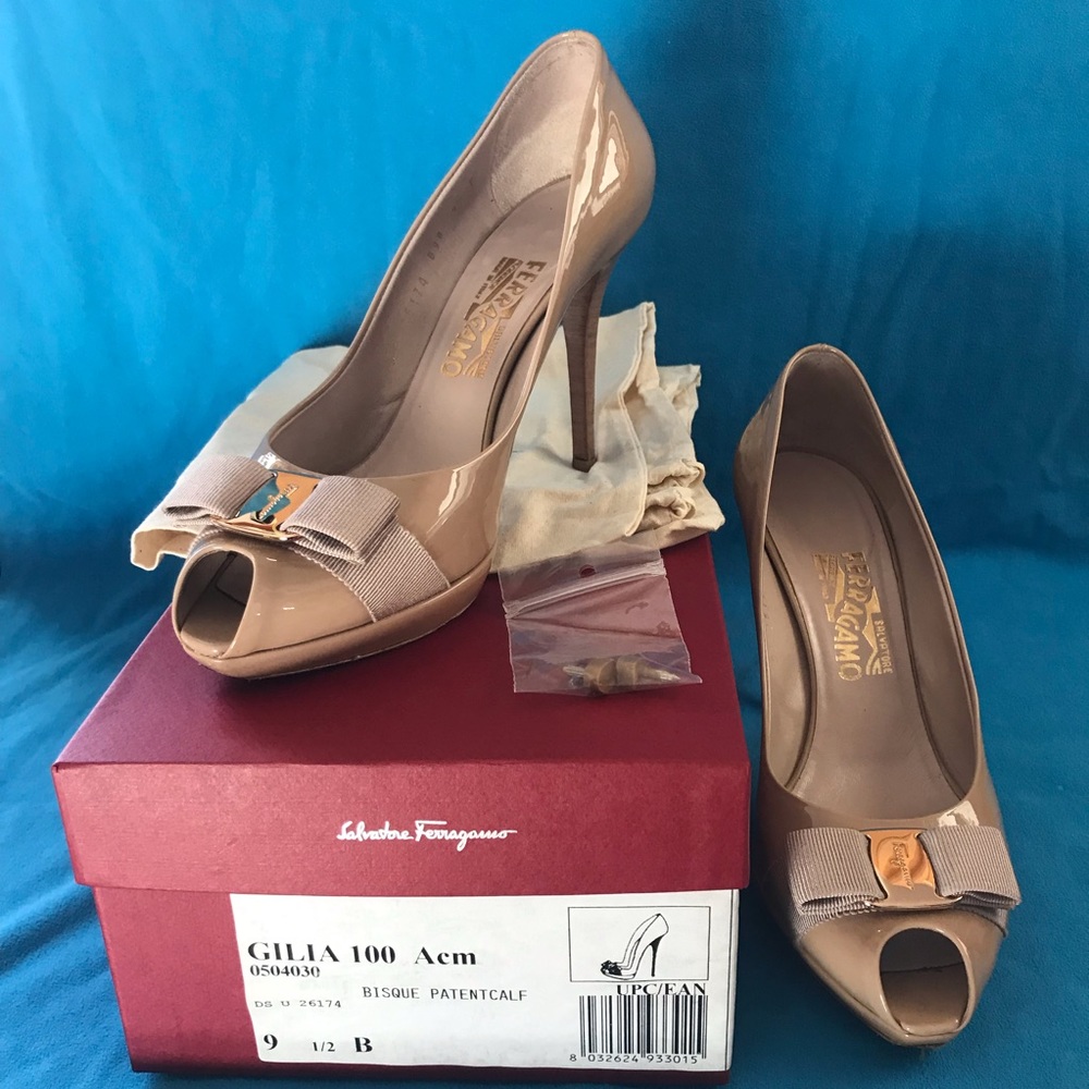 Salvatore Ferragamo Gilia Nude Patent Heels 9.5